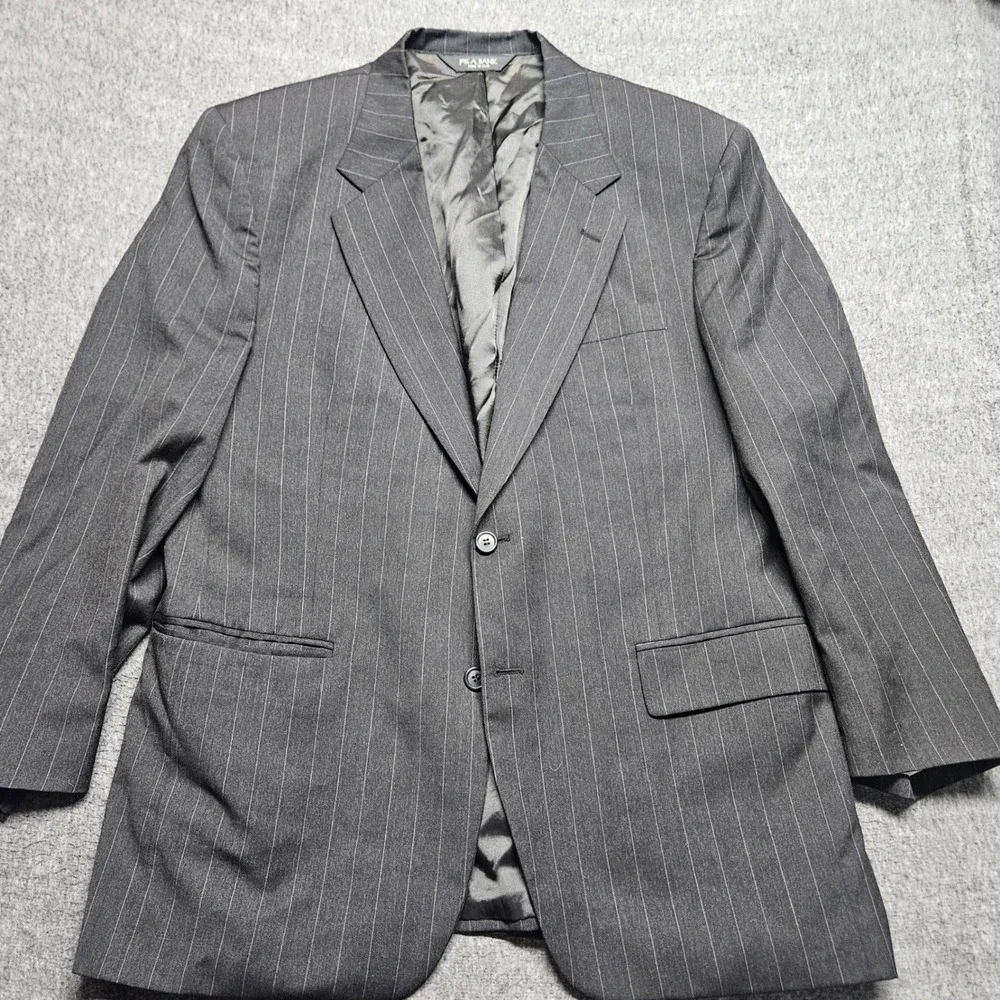 Jos. A. Bank Blazer Mens 44R Gray Pinstripe Wool Signature Collection USA